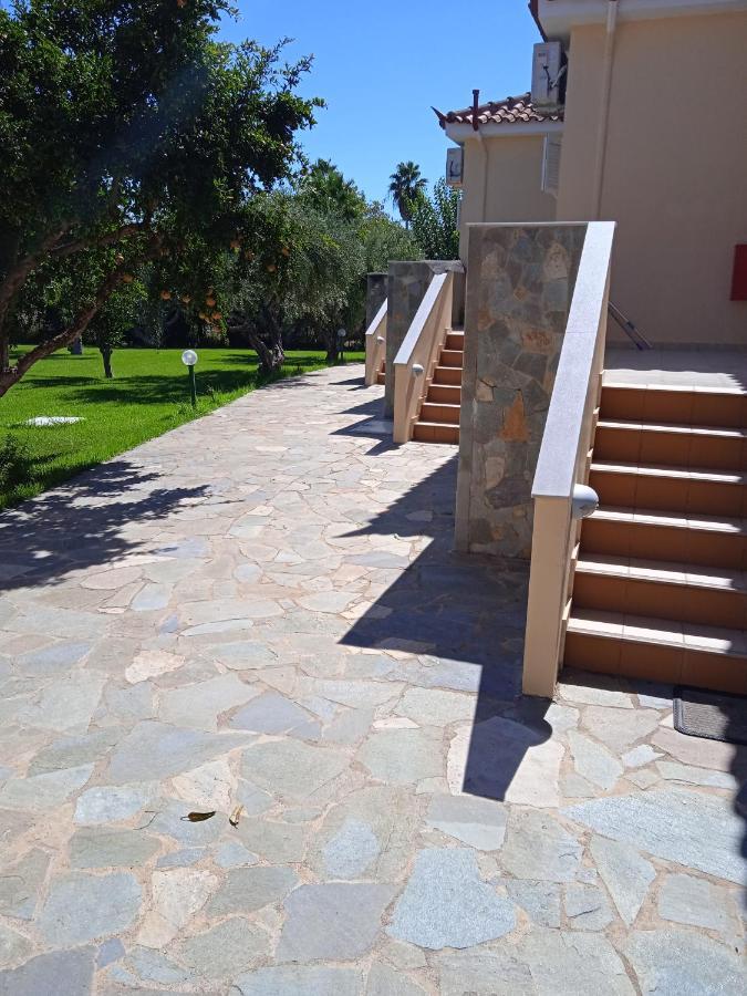 Katerina House Apartment Finikounta Luaran gambar