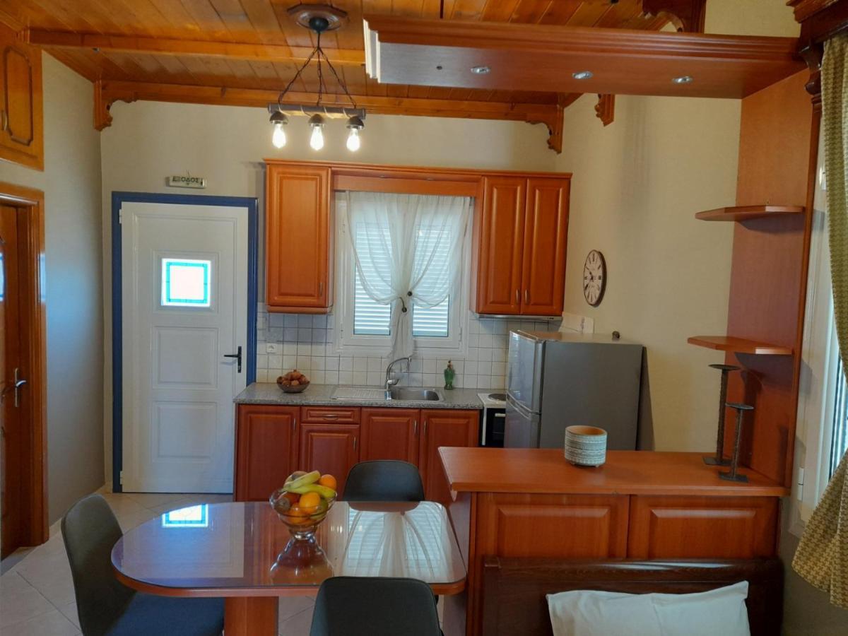 Katerina House Apartment Finikounta Luaran gambar
